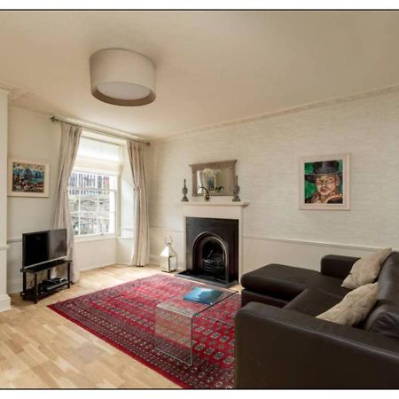 Joivy Boutique Apt With Patio In New Town Edinburgh Exterior photo