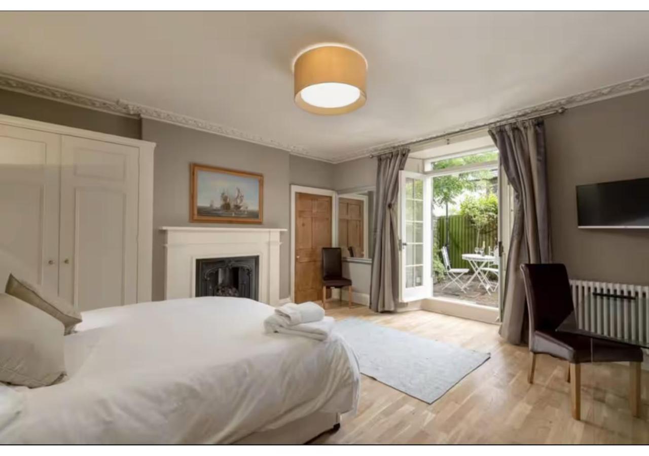 Joivy Boutique Apt With Patio In New Town Edinburgh Exterior photo